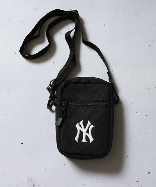 MLB(メジャーリーグベースボール)の「【MLB / メジャーリーグベースボール】チームロゴ刺繍 ミニショルダーバッグ(ショルダーバッグ・メンズ・ブラック/ブラウン/ブルー/グリーン/A・ONESIZE)」の21枚目の写真