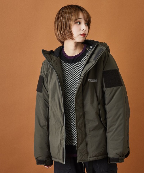 CUBE SUGAR（キューブシュガー）の「ナイロン中綿モンスターパーカーダウンジャケット（ダウンジャケット/コート・レディース・ベージュ/カーキ/マルチ/スミクロ・M）」の2枚目の写真