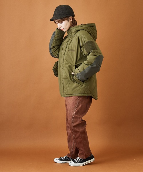 CUBE SUGAR（キューブシュガー）の「ナイロン中綿モンスターパーカーダウンジャケット（ダウンジャケット/コート・レディース・ベージュ/カーキ/マルチ/スミクロ・M）」の17枚目の写真