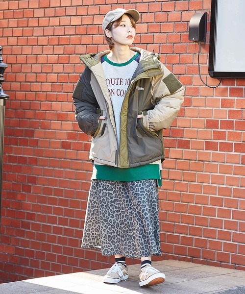 CUBE SUGAR（キューブシュガー）の「ナイロン中綿モンスターパーカーダウンジャケット（ダウンジャケット/コート・レディース・ベージュ/カーキ/マルチ/スミクロ・M）」の12枚目の写真