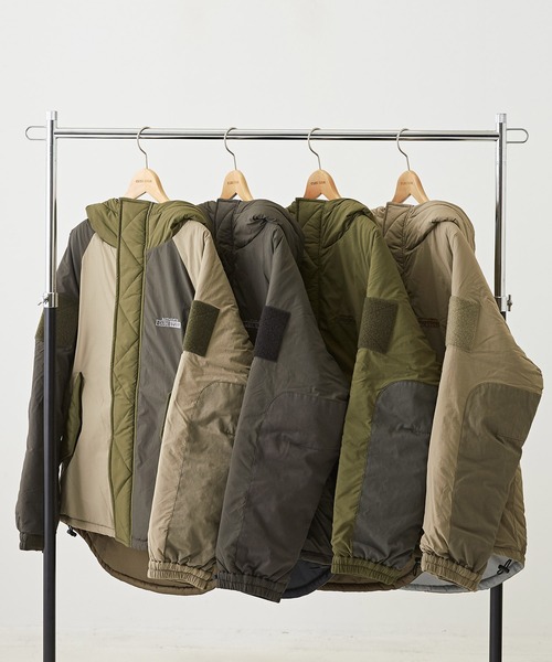 CUBE SUGAR（キューブシュガー）の「ナイロン中綿モンスターパーカーダウンジャケット（ダウンジャケット/コート・レディース・ベージュ/カーキ/マルチ/スミクロ・M）」の10枚目の写真