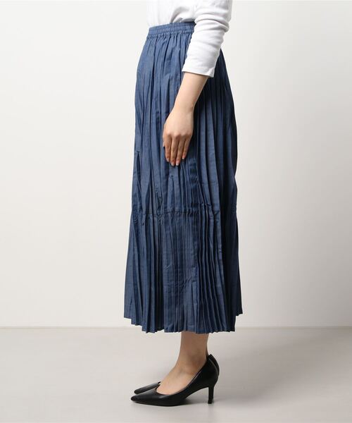 INTERPLANET(インタープラネット)の「ランダムプリーツロングスカート(スカート・レディース・ブルー/ブラック/ブルー系その他・FREE)」の4枚目の写真