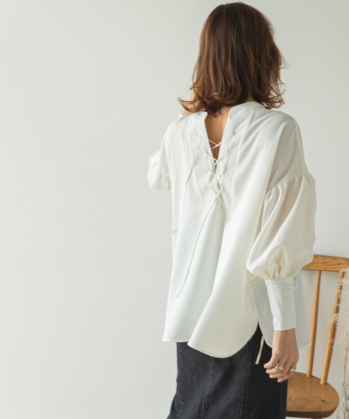 rectangle(レクタングル)の「2WAYレースアップブラウス(シャツ/ブラウス・レディース・オフホワイト/グレイッシュベージュ・FREE)」の11枚目の写真