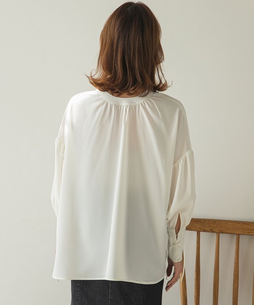 rectangle(レクタングル)の「2WAYレースアップブラウス(シャツ/ブラウス・レディース・オフホワイト/グレイッシュベージュ・FREE)」の22枚目の写真
