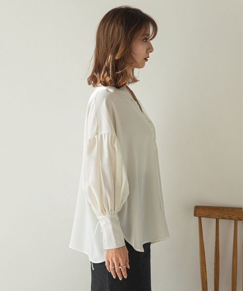rectangle(レクタングル)の「2WAYレースアップブラウス(シャツ/ブラウス・レディース・オフホワイト/グレイッシュベージュ・FREE)」の18枚目の写真
