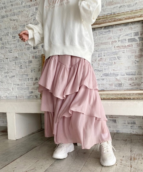 きらっとふわっとゆれるティアードロングスカート
