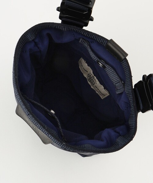 J.PRESS(ジェイプレス)の「【PLUS】ジョイントシステムミニショルダーバッグ(ショルダーバッグ・メンズ・ネイビー系/グレー系・F)」の10枚目の写真