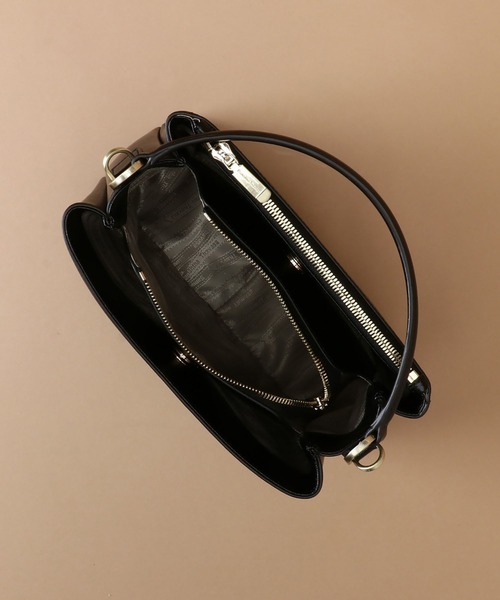 Samantha Thavasa(サマンサタバサ)の「スクエア2Wayワンハンドルバッグ(ハンドバッグ・レディース・ブラック/ベージュ/ネイビー/ライトブルー/イエロー・FREE)」の12枚目の写真