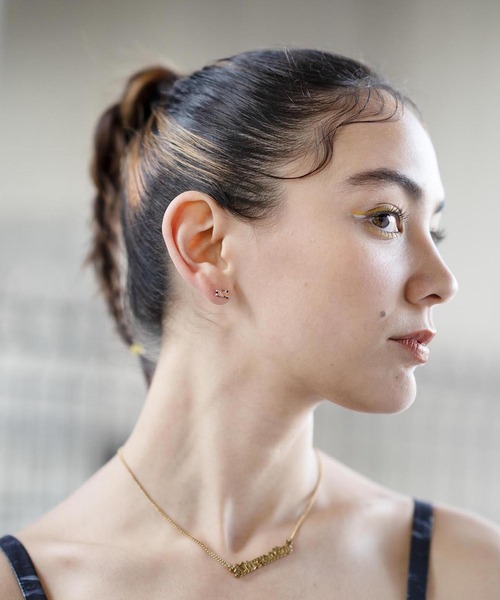 X-girl（エックスガール）の「MILLS LOGO EARRINGS（ピアス（両耳用）・レディース・ピンク/オレンジ/ライトグリーン・ONE SIZE）」の10枚目の写真