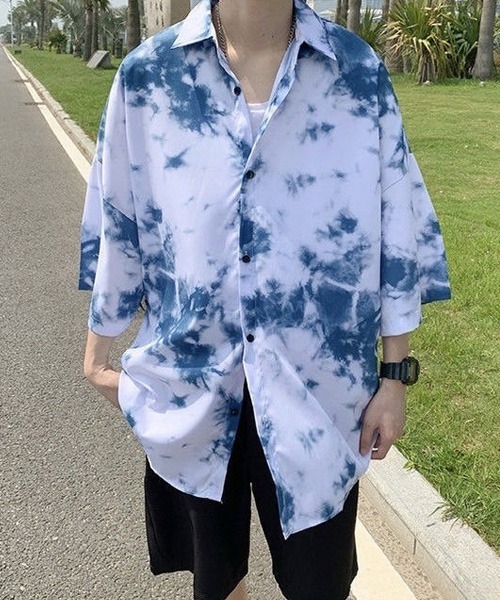 BASQUE magenta(バスクマゼンタ)の「タイダイ柄ビッグシルエットレギュラーカラー半袖シャツ(シャツ/ブラウス・メンズ・ブラック/ブルー・FREE)」の14枚目の写真