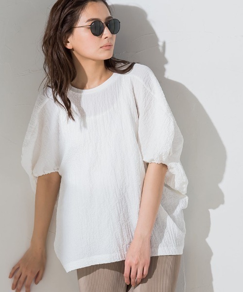 socolla（ソコラ）の「【socolla】サッカードルマンプルオーバー≪洗濯機で洗える≫（シャツ/ブラウス・レディース・ホワイト/ブラウン/ブラック系その他/ブルー系その他・M）」の2枚目の写真