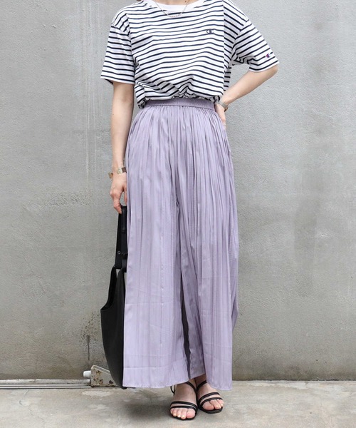 HONEYSUCKLE ROSE(ハニーサックルローズ)の「スカート風のフレア感が魅力【HONEYSUCKLE ROSE】ランダムプリーツスカーチョ(その他パンツ・レディース・パープル/イエロー/グリーン/ダークグレー/ベージュ・L)」の5枚目の写真