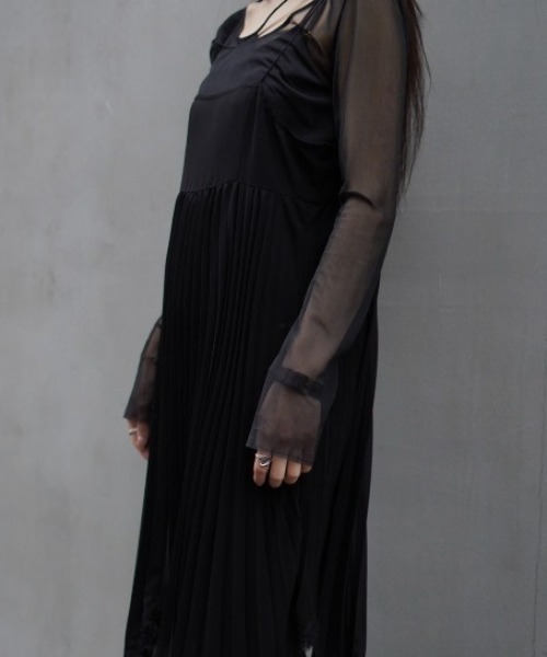 ADDICT NOIR（アディクトノアー）の「ADDICT NOIR/アディクト ノアー/Pleats Chiffon Tops（ワンピース・レディース・ブラック・FREE）」の10枚目の写真