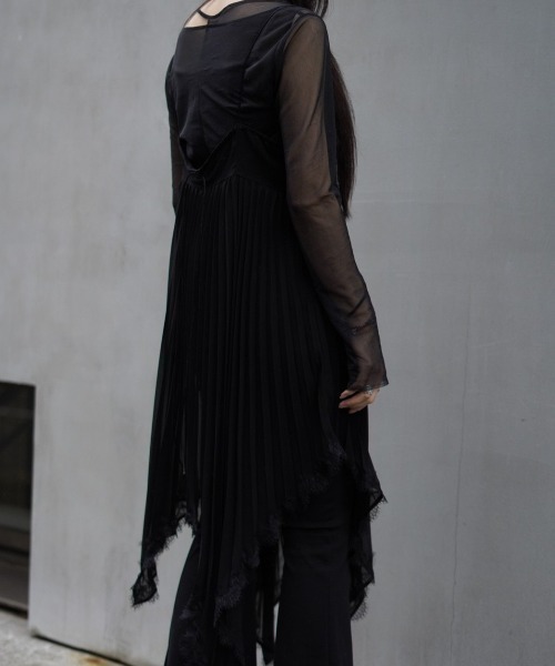 ADDICT NOIR（アディクトノアー）の「ADDICT NOIR/アディクト ノアー/Pleats Chiffon Tops（ワンピース・レディース・ブラック・FREE）」の11枚目の写真
