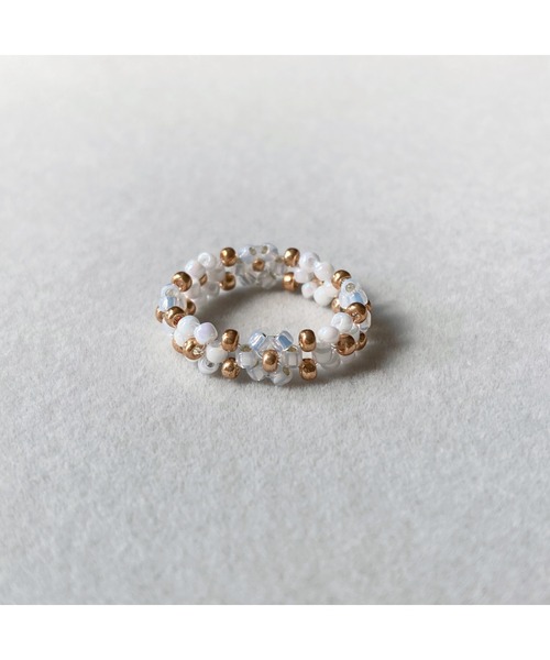 tone（トーン）の「【belleneige】フラワービーズリング(MA)（リング・レディース・パープル/ブルー/ホワイト・FREE）」の4枚目の写真