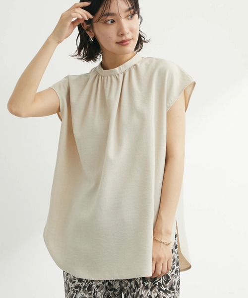 Green Parks(グリーンパークス)の「バック釦フレンチスリーブブラウス(シャツ/ブラウス・レディース・ライトベージュ/ブラック/ブルーグリーン・FREE)」の2枚目の写真