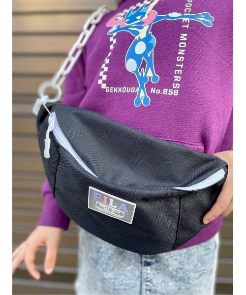 FILA(フィラ)の「【FILA】ボディバッグ(ボディバッグ/ウエストポーチ・キッズ・ブラック/パープル・ONE SIZE)」の18枚目の写真