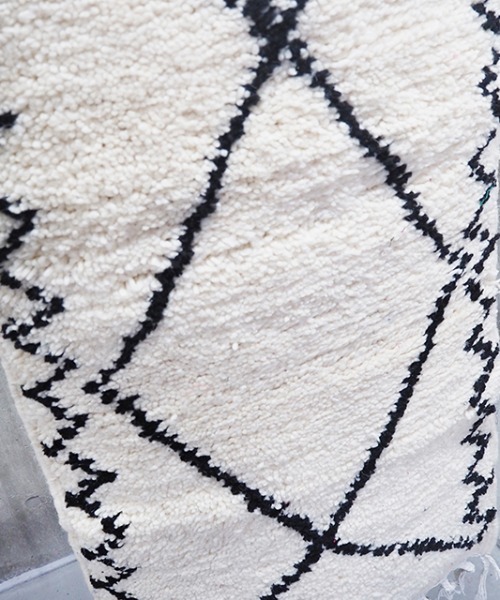 CONTROL FREAK / CTFK（コントロールフリーク）の「CONTROL FREAK(コントロールフリーク)BENIOURAIN（ラグ/マット・レディース・ホワイト/グレー/アイボリー/クリーム・FREE）」の6枚目の写真