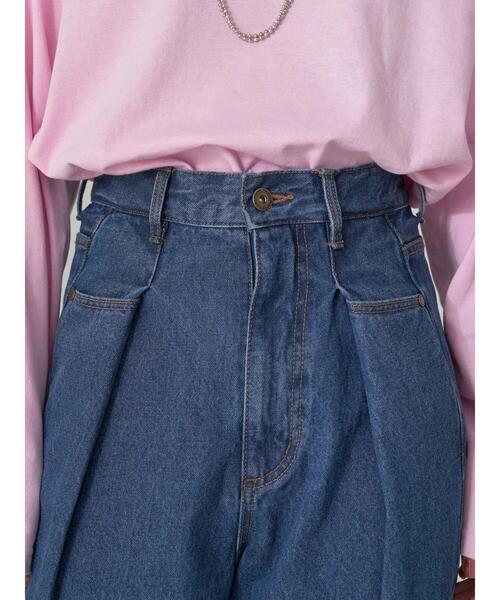 earth music&ecology(アースミュージックアンドエコロジー)の「フロントタックデニムパンツ(その他パンツ・レディース・ライトインディゴブルー/ブルー系その他・S/M)」の19枚目の写真