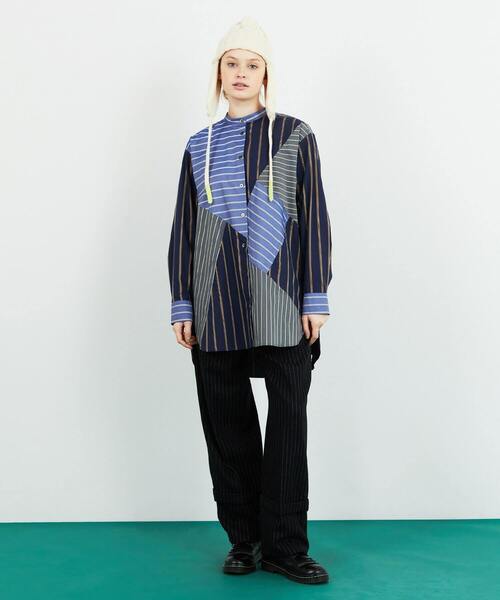 FRAPBOIS（フラボア）の「ストラシャツ（シャツ/ブラウス・レディース・ネイビー/ブルー・1/2）」の10枚目の写真