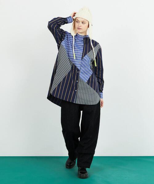 FRAPBOIS（フラボア）の「ストラシャツ（シャツ/ブラウス・レディース・ネイビー/ブルー・1/2）」の12枚目の写真