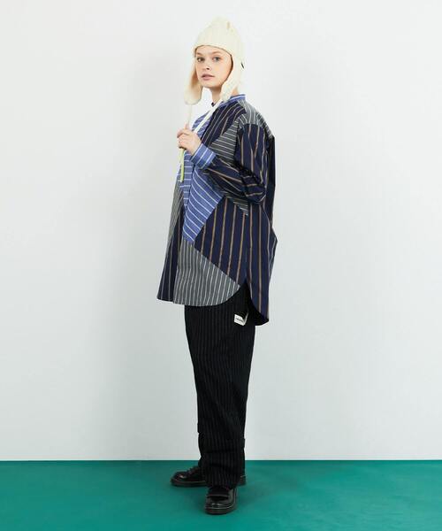 FRAPBOIS（フラボア）の「ストラシャツ（シャツ/ブラウス・レディース・ネイビー/ブルー・1/2）」の14枚目の写真