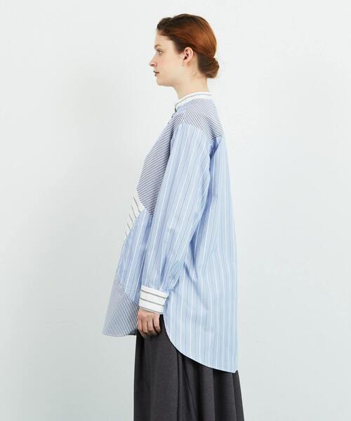 FRAPBOIS（フラボア）の「ストラシャツ（シャツ/ブラウス・レディース・ネイビー/ブルー・1/2）」の19枚目の写真