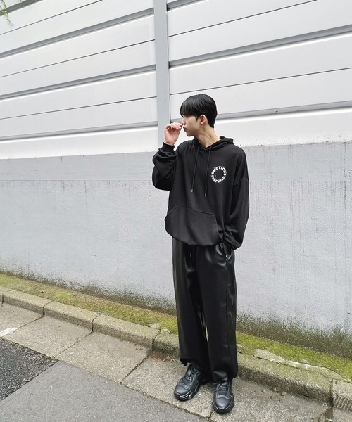 Figments（フィグメンツ）の「EMOTIONSパーカー（パーカー・レディース・ブラック・FREE）」の6枚目の写真