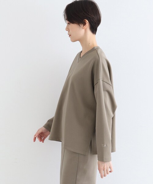 INDIVI(インディヴィ)の「【LIFE/SETUP可能】バイカラーリバートップス(Tシャツ/カットソー・レディース・ライトグレー/ブラウン系その他・34/38)」の5枚目の写真