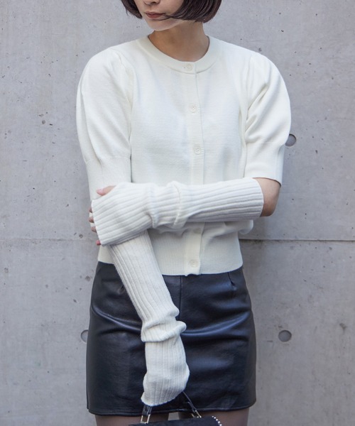 Fashion Letter(ファッションレター)の「12G アームカバー付き ニットトップス(ニット/セーター・レディース・グリーン系その他/オフホワイト/ブラック/グレイッシュベージュ・M)」の8枚目の写真