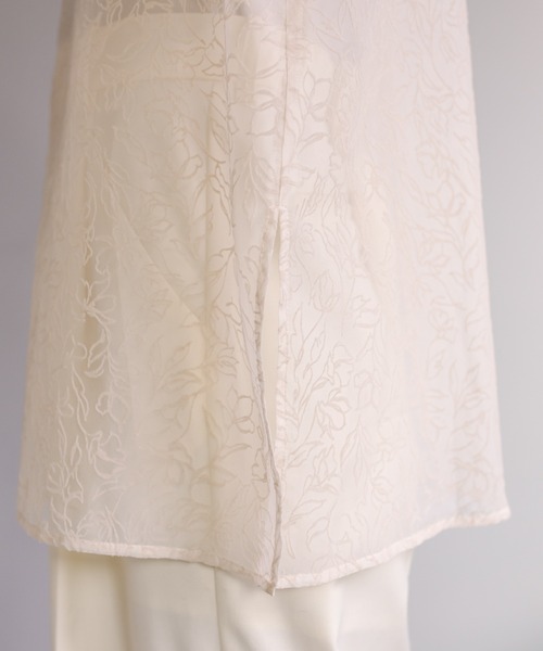 mystic（ミスティック）の「シアーパフスリーブブラウス（シャツ/ブラウス・レディース・ベージュ/ネイビー/ブルー/アイボリー・FREE）」の5枚目の写真