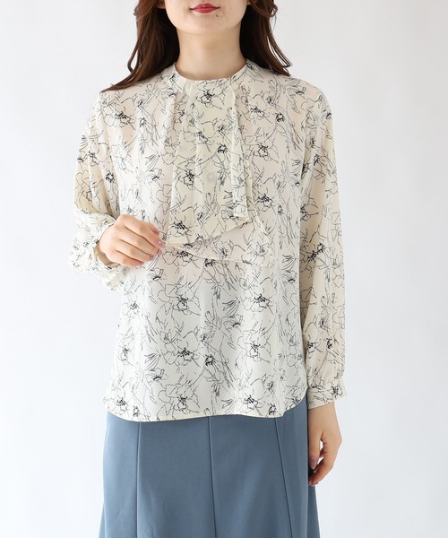 TRUDEA(トルディア)の「花柄フリルボウタイブラウス(シャツ/ブラウス・レディース・ホワイト/ブラック・MEDIUM/LARGE)」の21枚目の写真