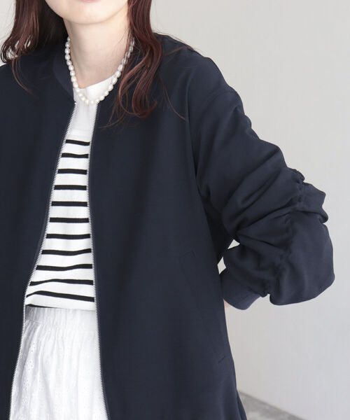 fredy emue(フレディエミュ)の「【fredy emue/フレディエミュ】袖シャーリングブルゾン(ブルゾン・レディース・ネイビー/チャコールグレー/ライトグレー・38)」の11枚目の写真