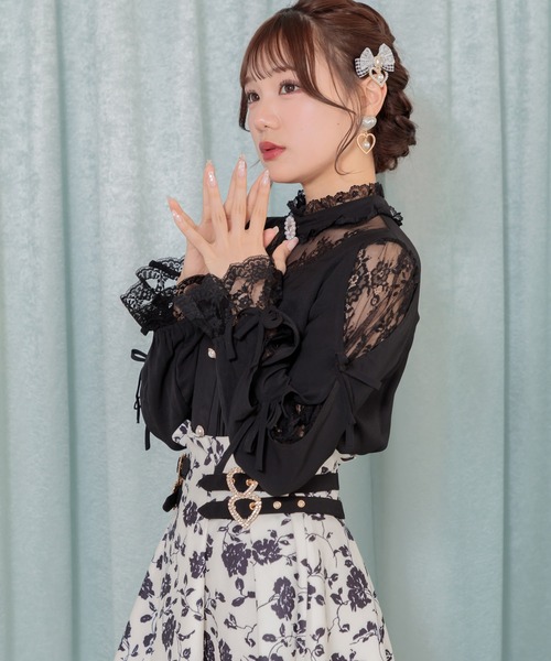 ROJITA(ロジータ)の「チョーカー風ネック袖リボンブラウス(シャツ/ブラウス・レディース・グレー/ホワイト/ブラック・FREE)」の9枚目の写真