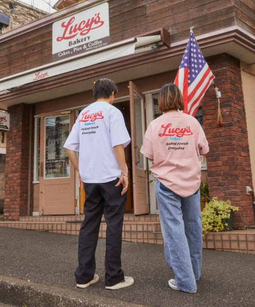 FREAK'S STORE（フリークスストア）の「【限定展開】LUCY'S BAKERY×FREAK'S STORE/ルーシーズベーカリー 別注 ビッグシルエット バックプリント クルーネックTシャツ（Tシャツ/カットソー・メンズ・ホワイト/ブラック/ネイビー/ライトピンク/その他9・SMALL/MEDIUM/LARGE）」の21枚目の写真