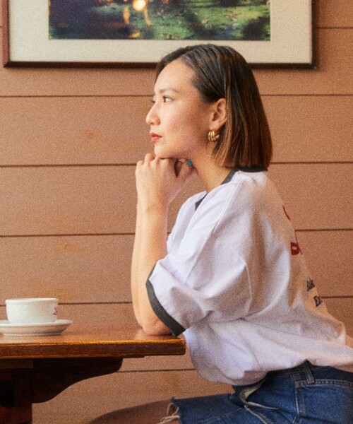 FREAK'S STORE（フリークスストア）の「【限定展開】LUCY'S BAKERY×FREAK'S STORE/ルーシーズベーカリー 別注 ビッグシルエット バックプリント クルーネックTシャツ（Tシャツ/カットソー・メンズ・ホワイト/ブラック/ネイビー/ライトピンク/その他9・SMALL/MEDIUM/LARGE）」の18枚目の写真