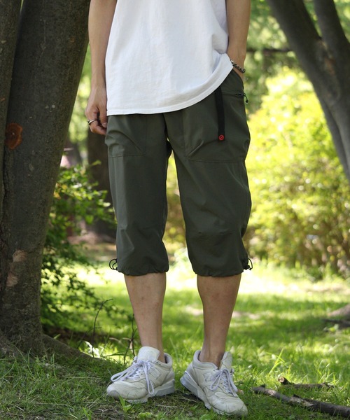 OUTDOOR PRODUCTS(アウトドアプロダクツ)の「【OUTDOOR PRODUCTS/アウトドアプロダクツ】撥水ポリストレッチ ワーククライミング クロップドパンツ(その他パンツ・メンズ・ベージュ/ネイビー/ブラック/カーキ・LL/L/M)」の2枚目の写真