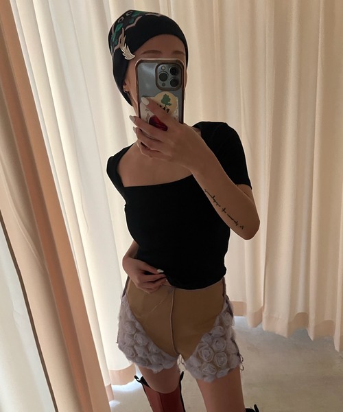 Fano Studios（ファノ ストゥディオズ）の「スクエアネック　リブTシャツ　FX22S353【Fano Studios】（Tシャツ/カットソー・レディース・ホワイト/ブラック・L/M/S）」の21枚目の写真