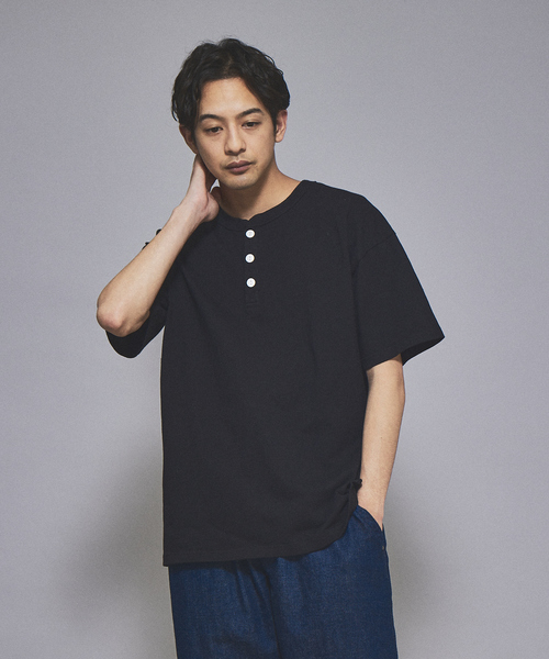 Goodwear（グッドウェア）の「【Goodwear / グッドウェア】USAコットン ヘンリーネック ショートスリーブ Tシャツ（Tシャツ/カットソー・メンズ・ホワイト/ブラック/グレー/カーキ/ブルー・M/L/XL）」の3枚目の写真