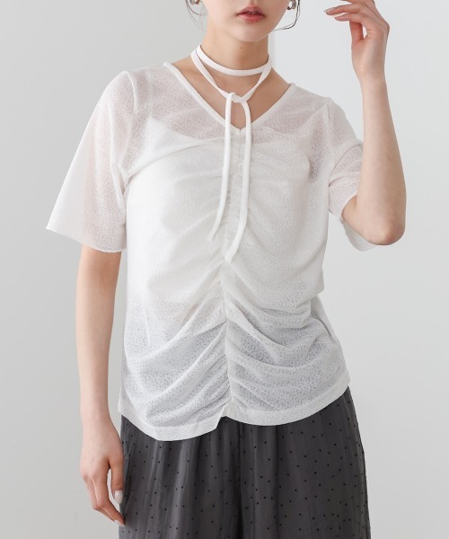 Bab(バブ)の「シアーギャザー2WAYトップス(Tシャツ/カットソー・レディース・ブラック/オフホワイト/イエロー・M)」の1枚目の写真