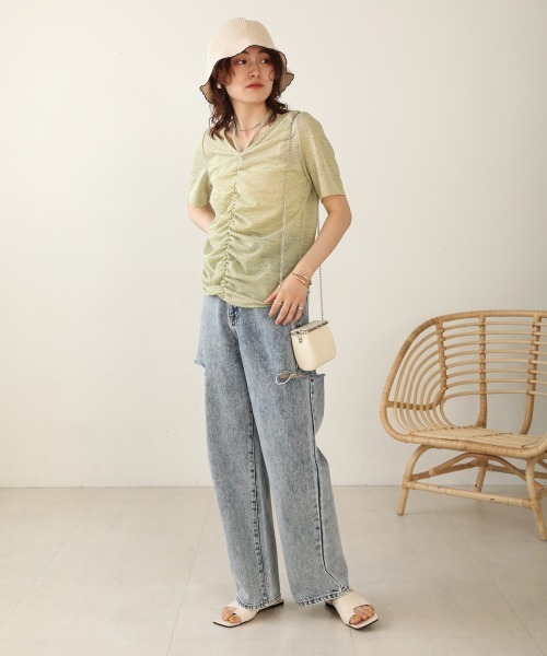 Bab(バブ)の「シアーギャザー2WAYトップス(Tシャツ/カットソー・レディース・ブラック/オフホワイト/イエロー・M)」の20枚目の写真
