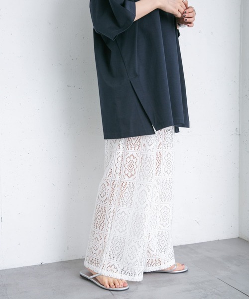 KBF（ケイビーエフ）の「ストレートレースパンツ（その他パンツ・レディース・オフホワイト/ダークブラウン/アイボリー・ONE）」の9枚目の写真