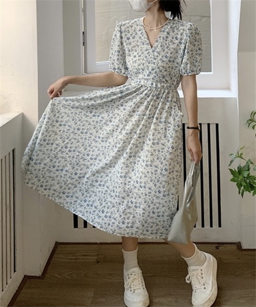 CHICWISH★ウエストマーク花柄カシュクールワンピース☆ CHICWISH☆ウエストマーク花柄カシュクールワンピース