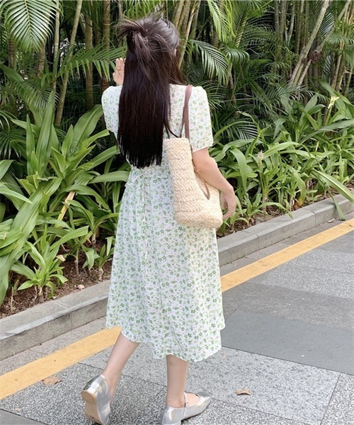 FREE STYLISTS(フリー スタイリスト)の「ウエストマーク カシュクール花柄ワンピース(ワンピース・レディース・ブルー/グリーン・FREE)」の13枚目の写真