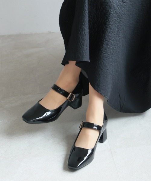 VIVIAN（ヴィヴィアン）の「スクエアトゥストラップパンプス（パンプス・レディース・ブラック/ブラック系その他/グレー系その他7・S/M/L/LL）」の2枚目の写真