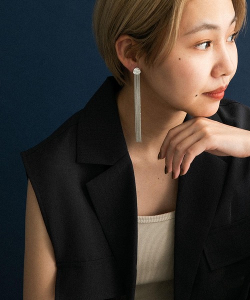 KBF（ケイビーエフ）の「ロングチェーンイヤリング（イヤリング・レディース・ゴールド/シルバー・ONE）」の2枚目の写真