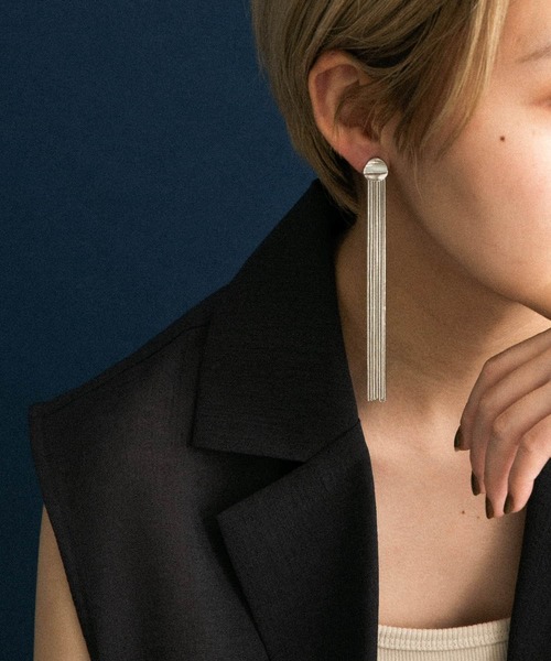 KBF（ケイビーエフ）の「ロングチェーンイヤリング（イヤリング・レディース・ゴールド/シルバー・ONE）」の10枚目の写真