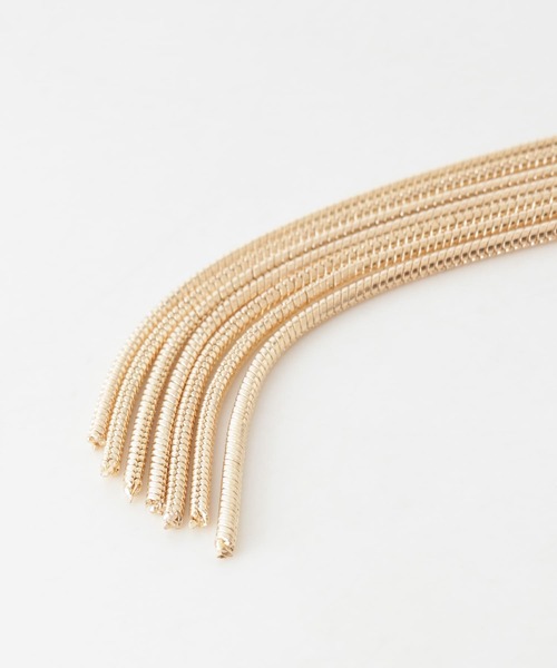 KBF（ケイビーエフ）の「ロングチェーンイヤリング（イヤリング・レディース・ゴールド/シルバー・ONE）」の4枚目の写真