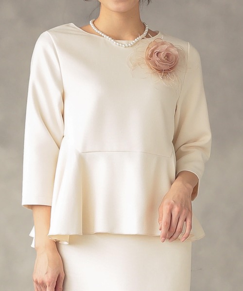 aquagarage（アクアガレージ）の「ツイードペプラムトップス（シャツ/ブラウス・レディース・グレー/チャコール/ブラック/オフホワイト・M/S/L）」の2枚目の写真