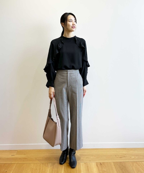 OPAQUE.CLIP（オペークドットクリップ）の「◆フリルスリーブイージーケアブラウス【洗濯機洗い可】（シャツ/ブラウス・レディース・グリーン/ブラック/ブラック系/オフホワイト・38/40/42/36）」の12枚目の写真